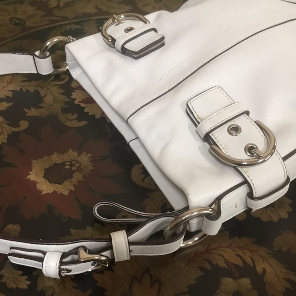 Coach Soho Buckle White Leather Shoulder Bag Purse Silver Buckle Hang Tag - Picture 6 of 16